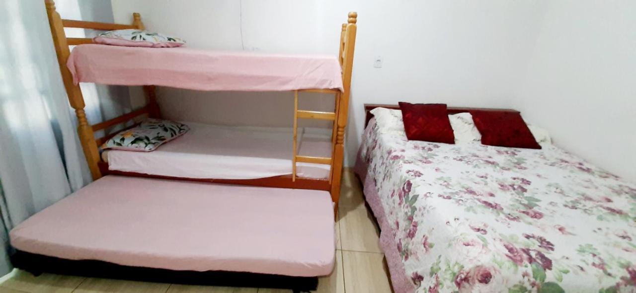 Kitnet S2 Em Torres-Rs - Na Mais Bela Praia Gaucha - Cozinha - Banheiro - Ar Condicionado - Tv Smart 32' - Wi-Fi - Estacionamento - Anfitria Superhost No Bnb Luaran gambar