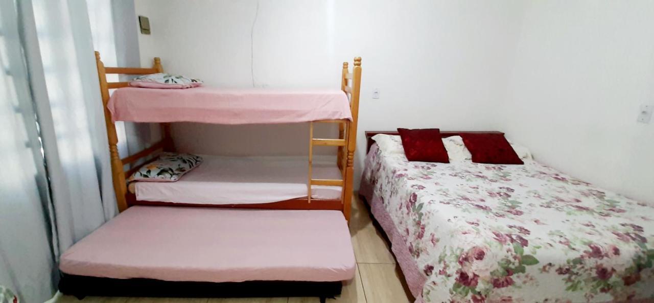 Kitnet S2 Em Torres-Rs - Na Mais Bela Praia Gaucha - Cozinha - Banheiro - Ar Condicionado - Tv Smart 32' - Wi-Fi - Estacionamento - Anfitria Superhost No Bnb Luaran gambar